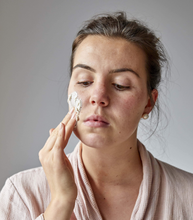Load image into Gallery viewer, Face Mask 50 ml - Upcircle
